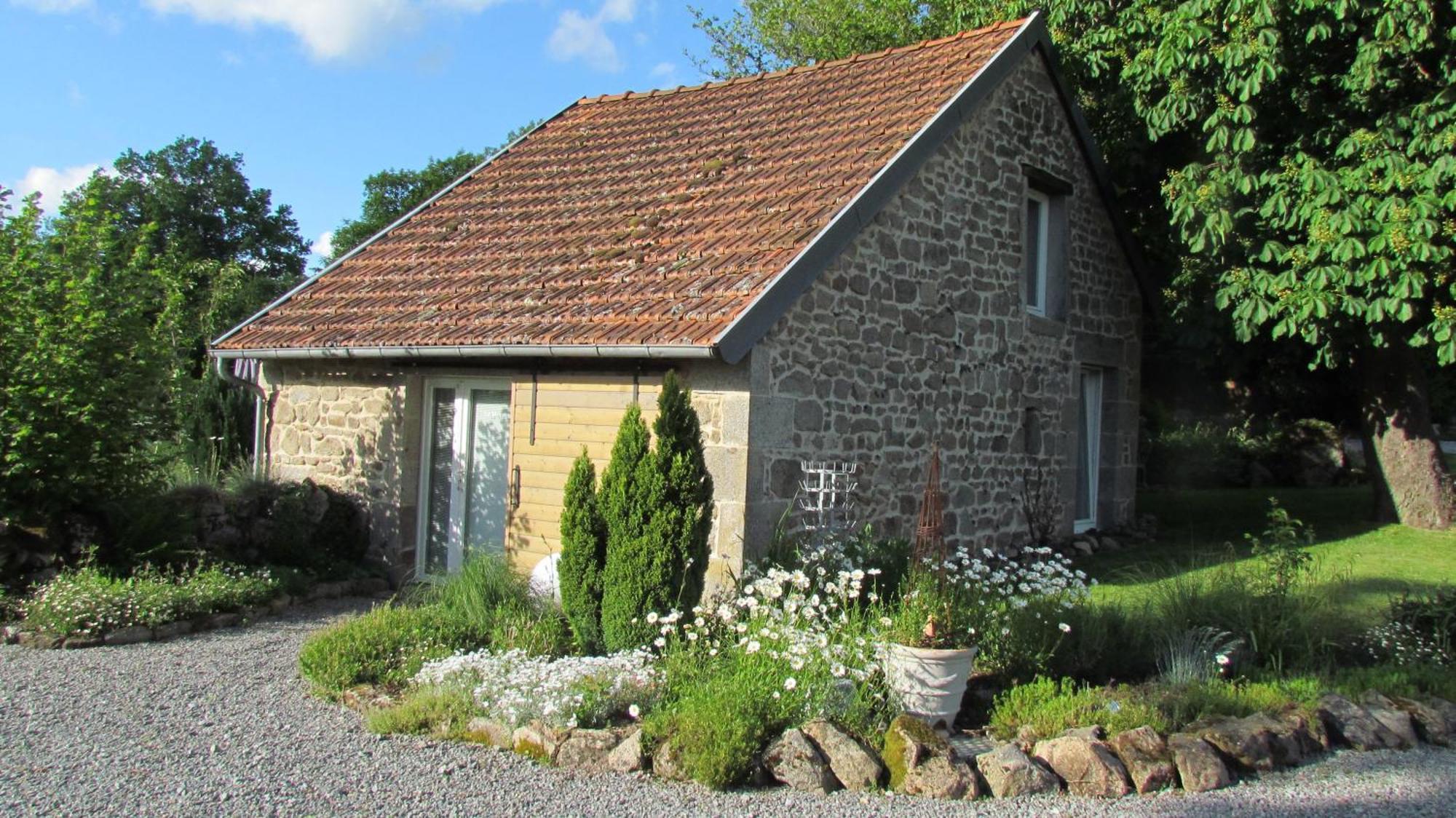 Domaine De La Jarrige Hotel Saint-Vaury Room photo