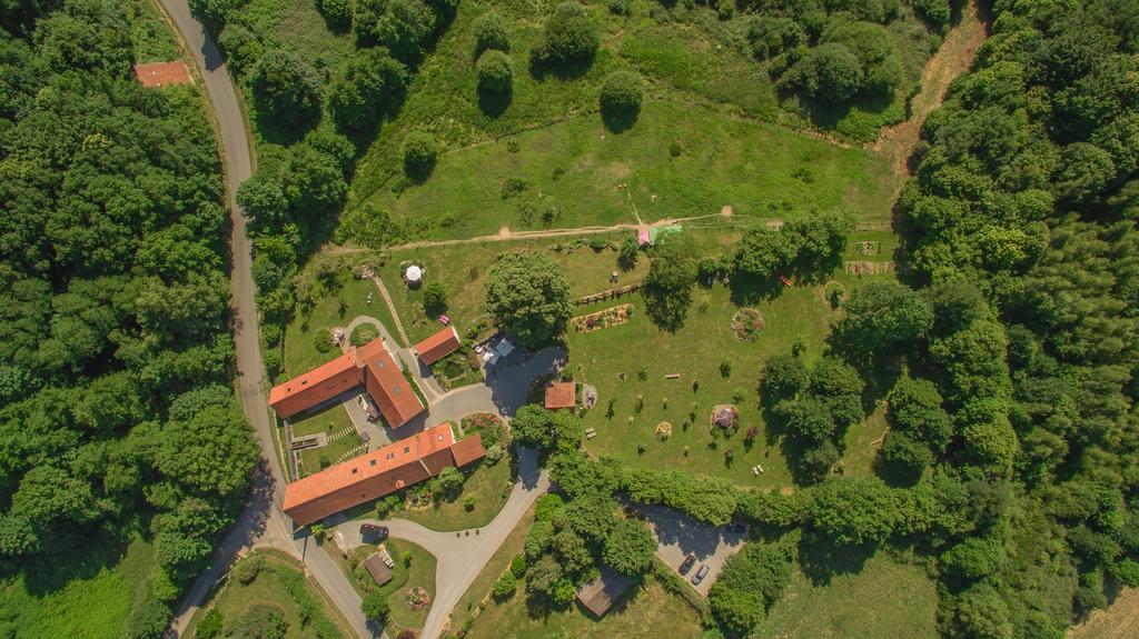 Domaine De La Jarrige Hotel Saint-Vaury Exterior photo